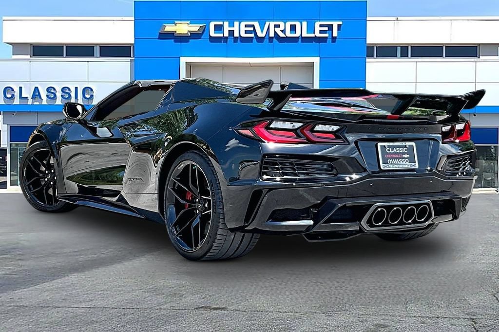 New 2026 Chevrolet Corvette Z06 w/ Stealth Interior Trim Package RWD image 3