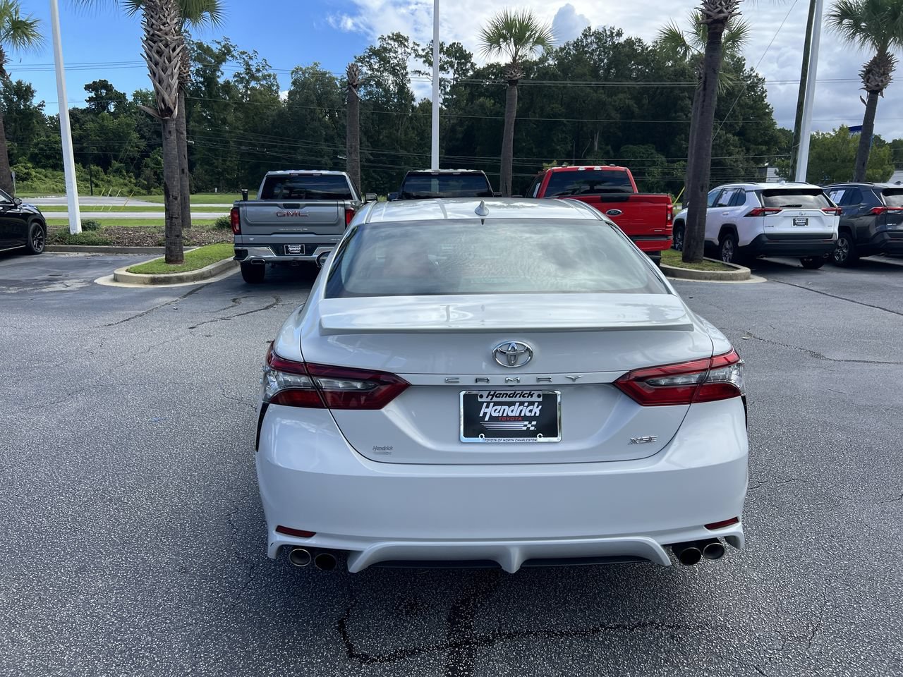 Used 2024 Toyota Camry XSE FWD image 9