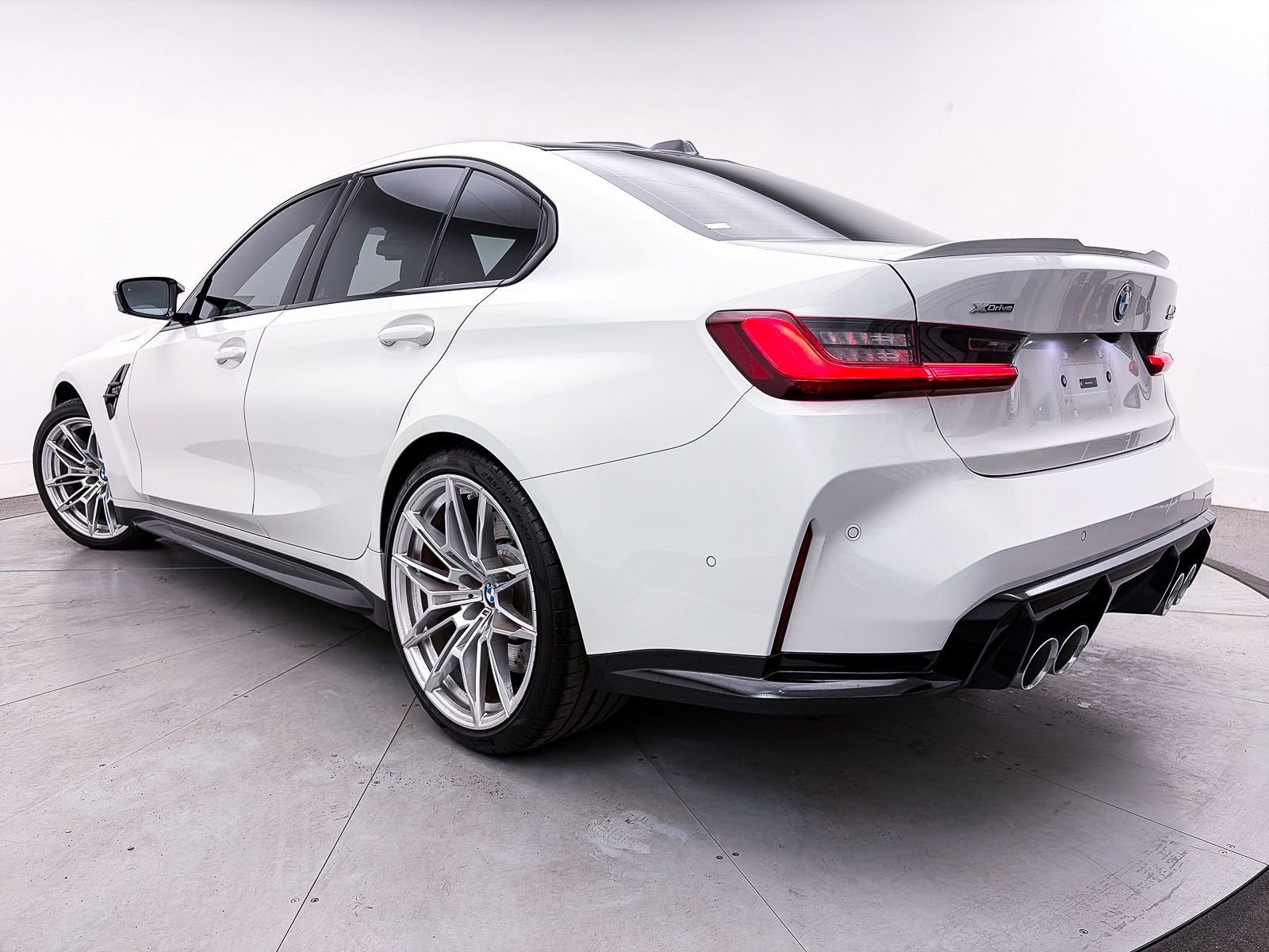 Used 2025 BMW M3 Competition w/ Executive Package image 3