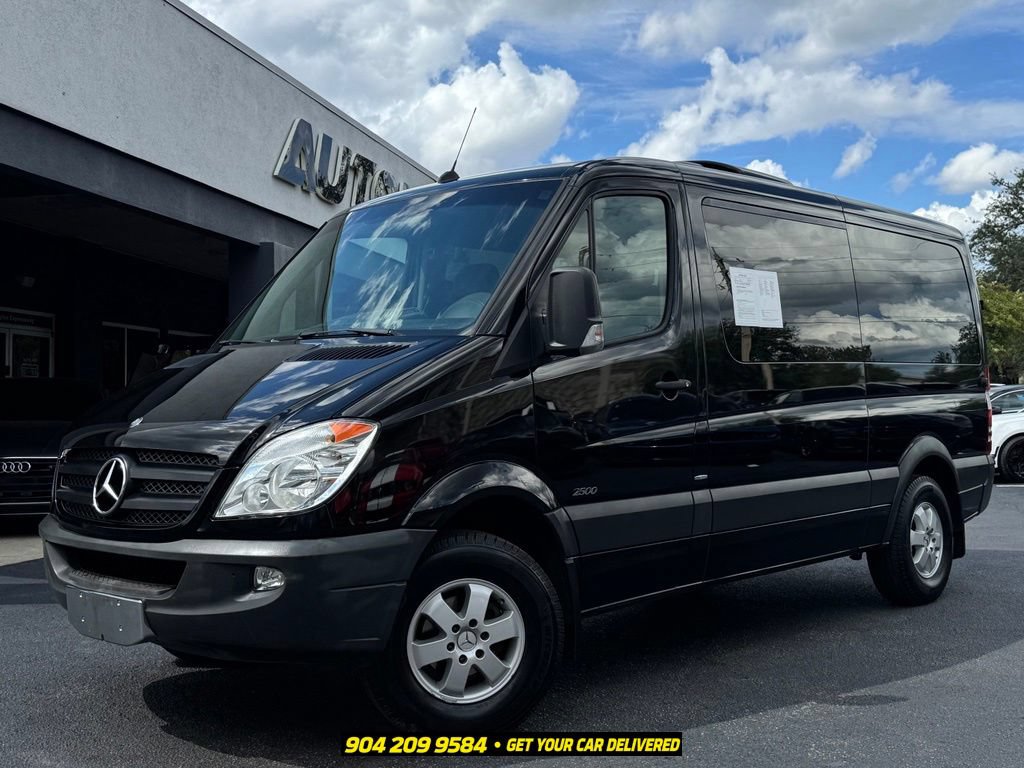 Used 2010 Mercedes-Benz Sprinter 2500 image 1
