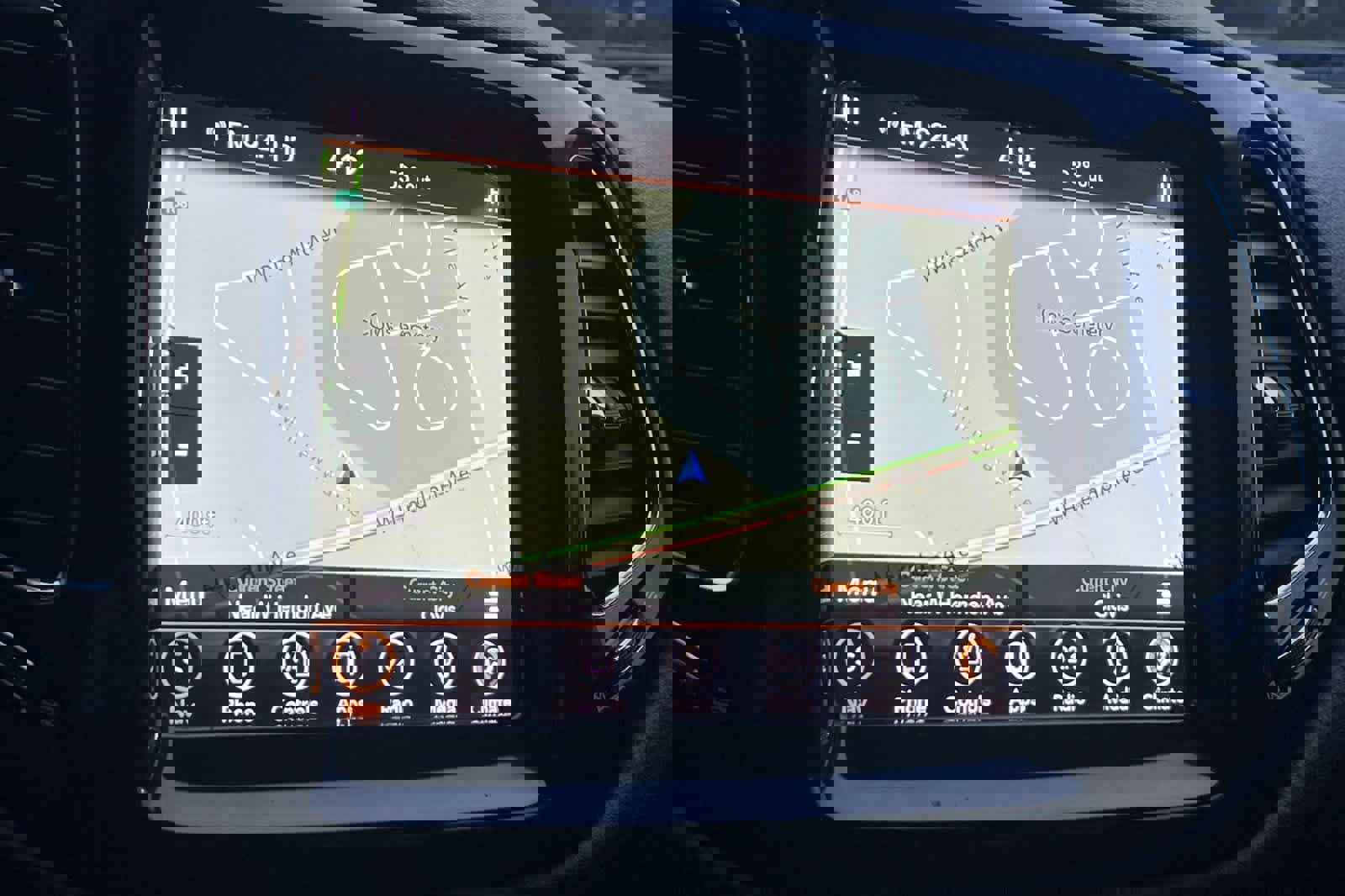 Used 2018 Jeep Compass Limited w/ Navigation Group image 23