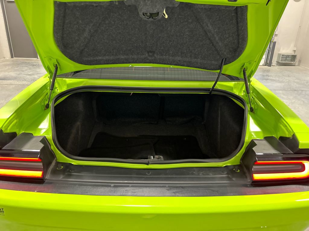 Used 2023 Dodge Challenger R/T w/ Blacktop Package image 30