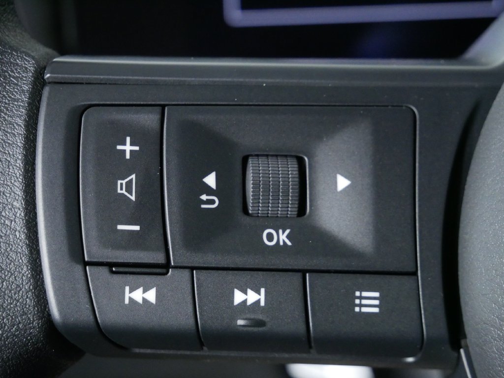 New 2027 Nissan Kicks SV AWD/4WD image 23