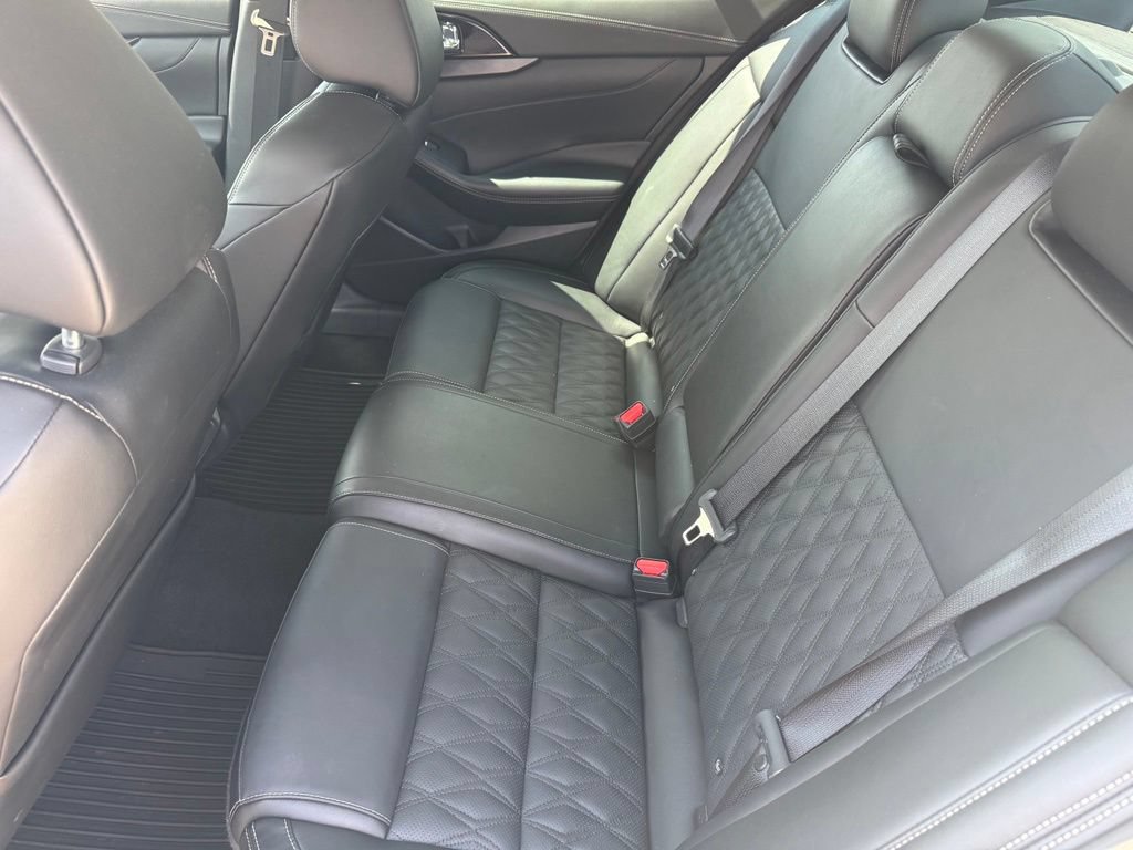 Certified 2023 Nissan Maxima Platinum w/ Sport Mat Group FWD image 11