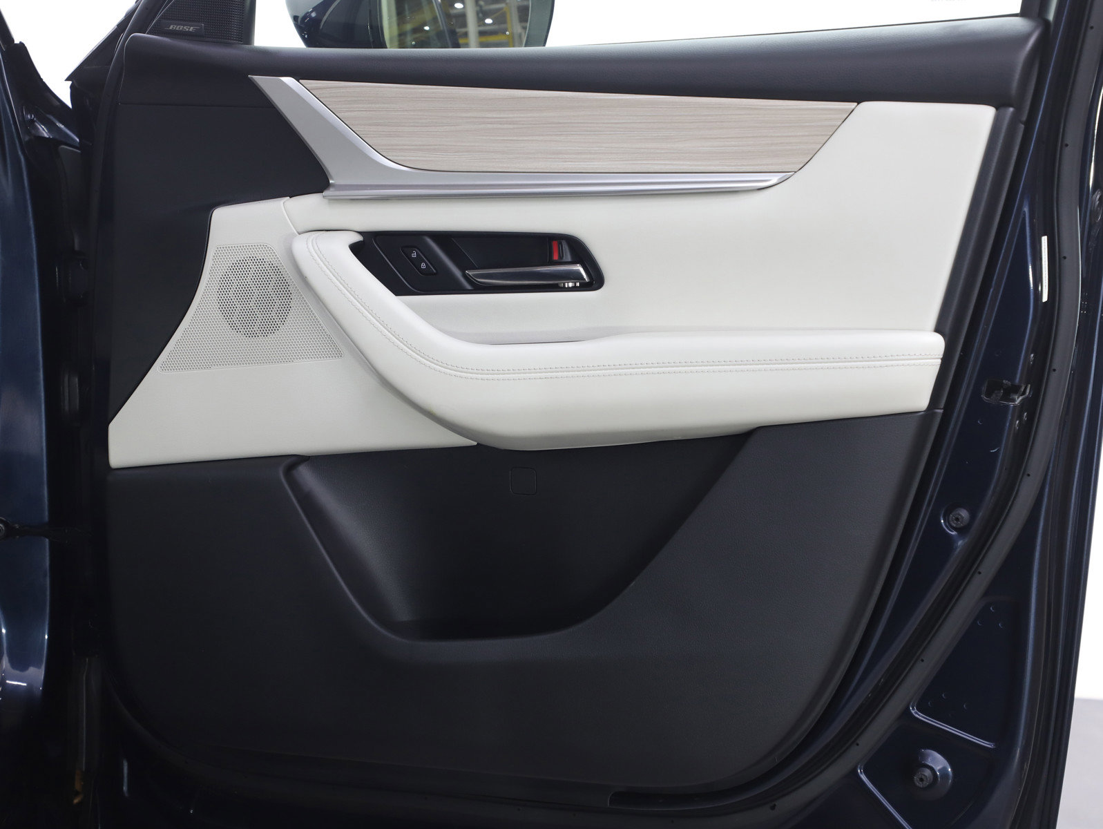 Certified 2024 MAZDA CX-90 3.3 Turbo w/ Premium Plus Pkg image 12