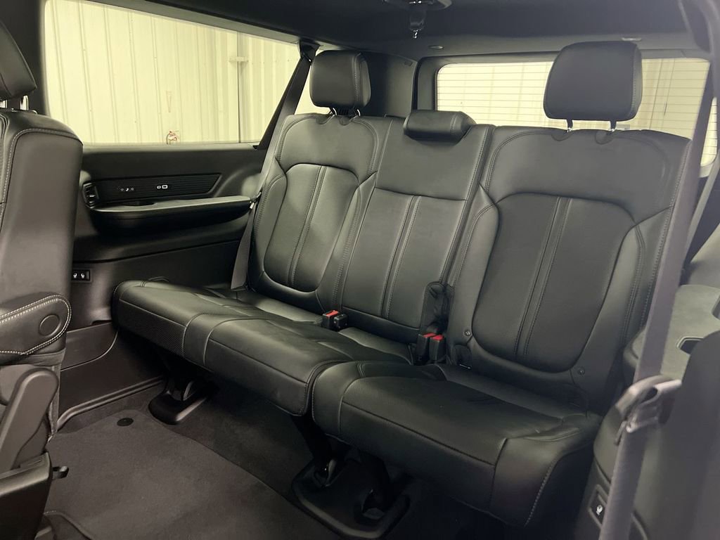 New 2026 Jeep Grand Wagoneer L Limited image 25