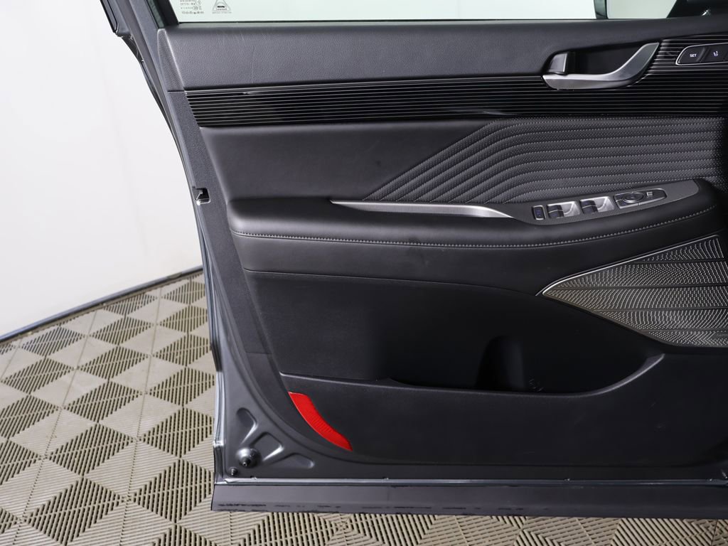 Used 2024 Hyundai Palisade Calligraphy image 30