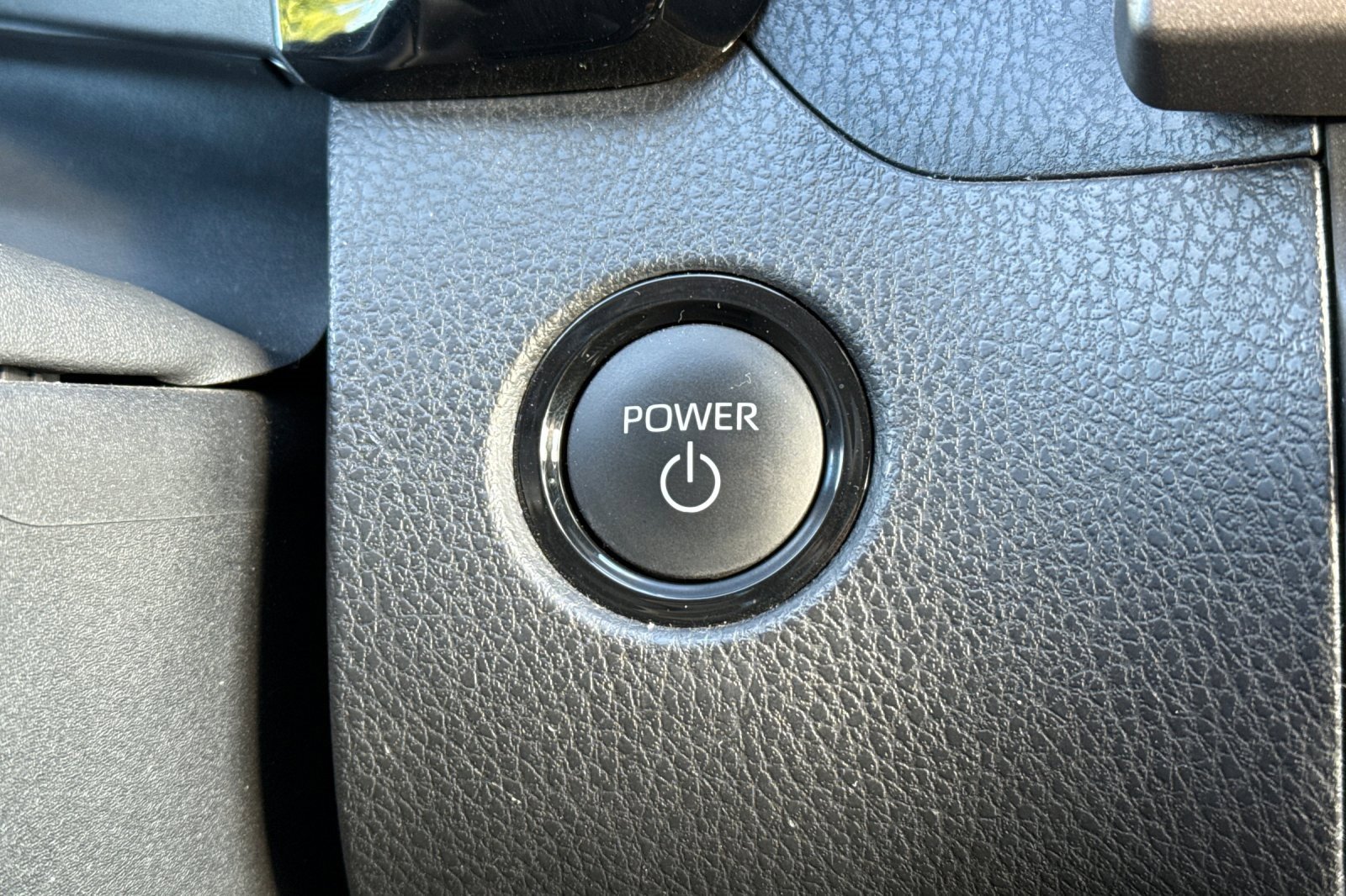 Used 2025 Toyota Camry LE image 26