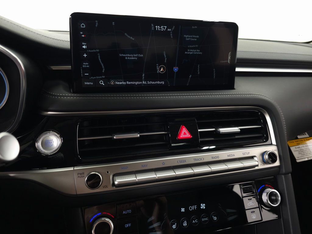 Used 2026 Genesis G70 2.5T image 16