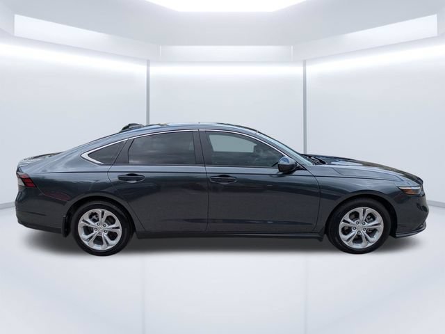 Used 2025 Honda Accord LX image 3