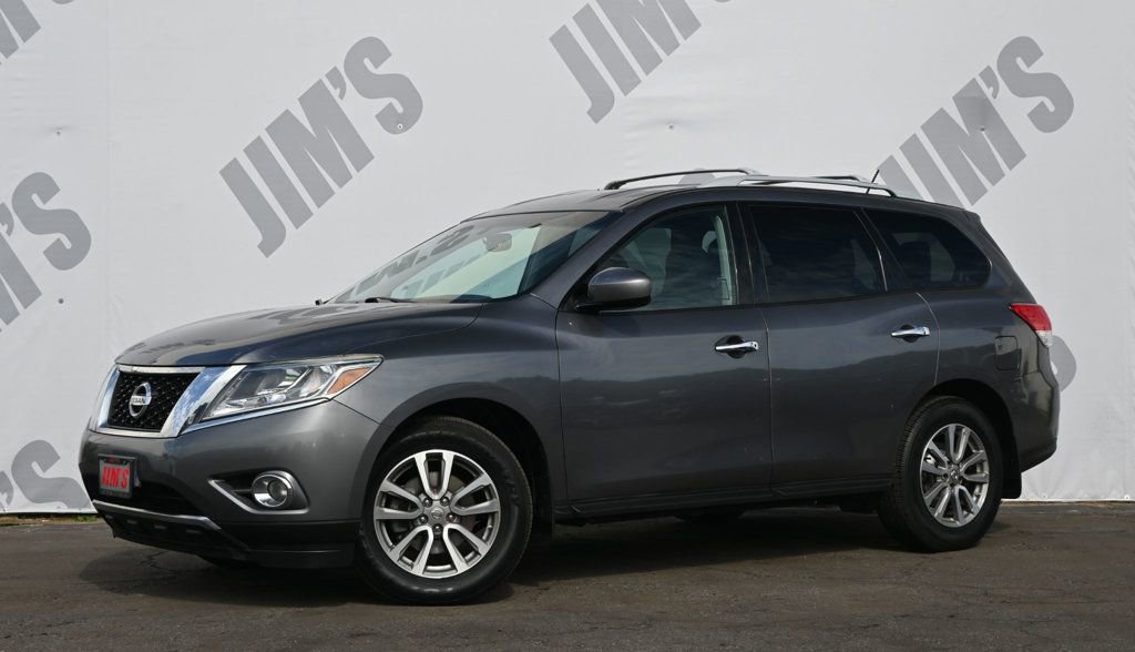 Used 2016 Nissan Pathfinder SV w/ Cargo Package