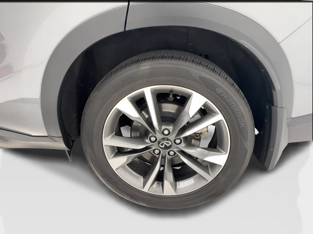 Used 2025 INFINITI QX60 Luxe FWD image 12