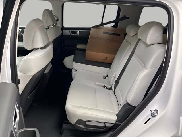 New 2026 Hyundai Santa Fe SE image 37