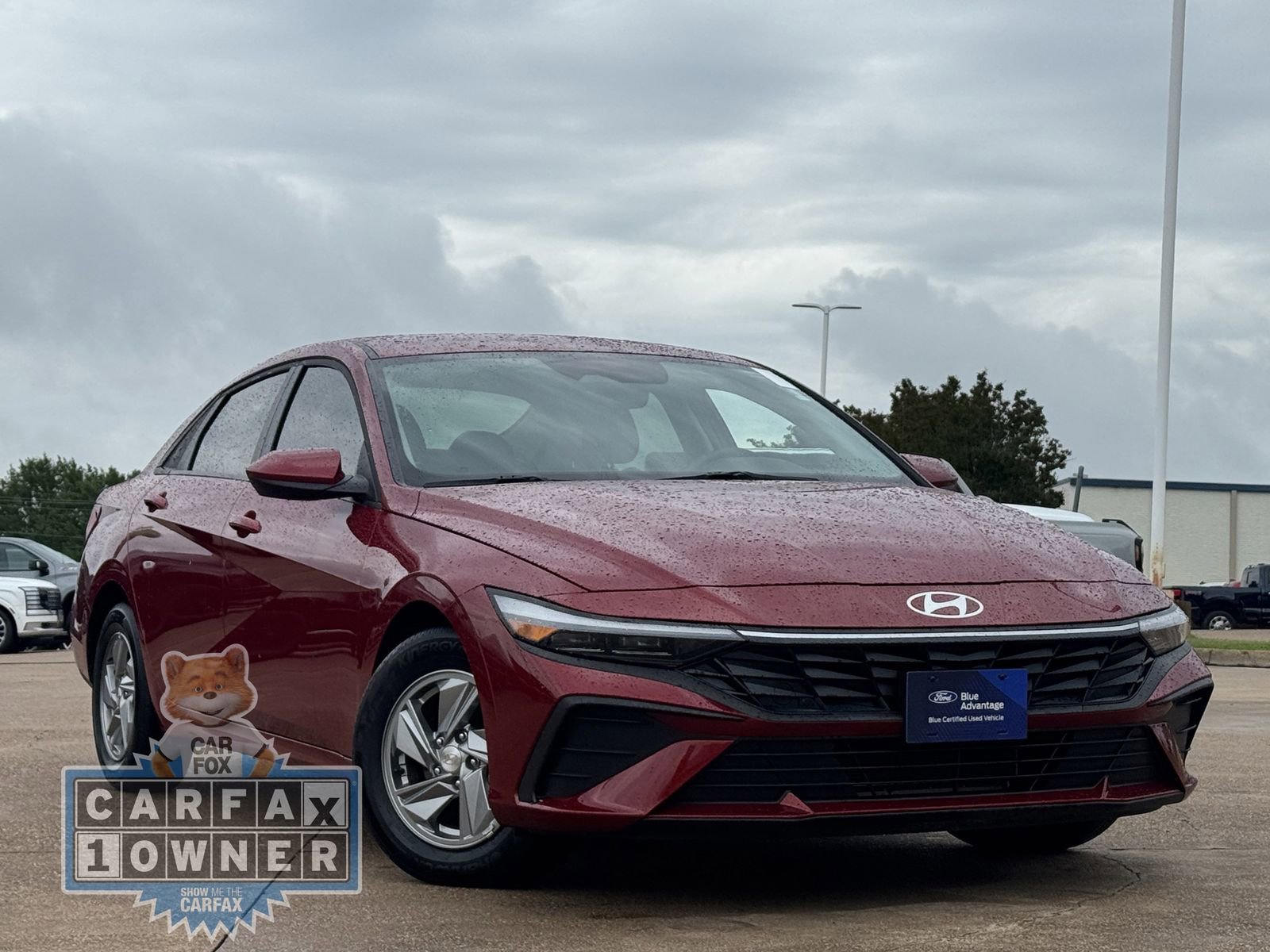 Used 2025 Hyundai Elantra SE FWD image 2