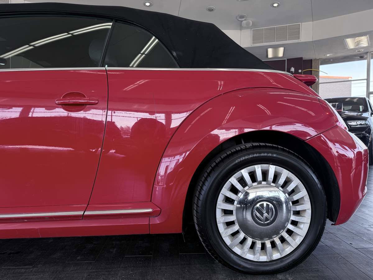 Used 2013 Volkswagen Beetle 2.5 image 17