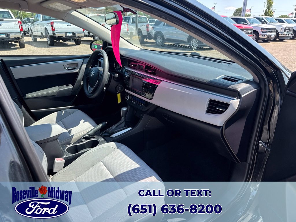 Used 2014 Toyota Corolla LE FWD image 30