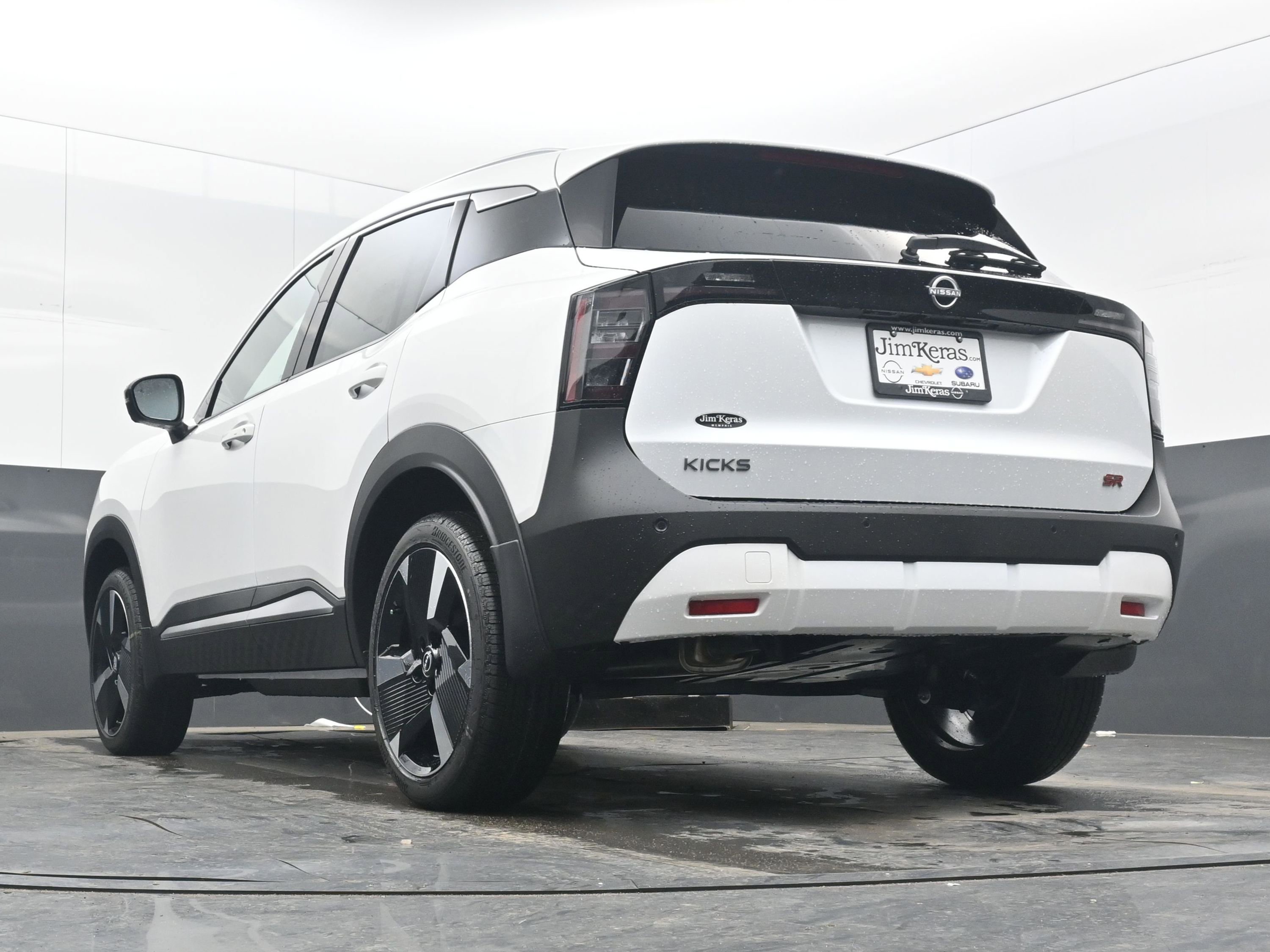 New 2026 Nissan Kicks SR w/ SR Premium Package image 28