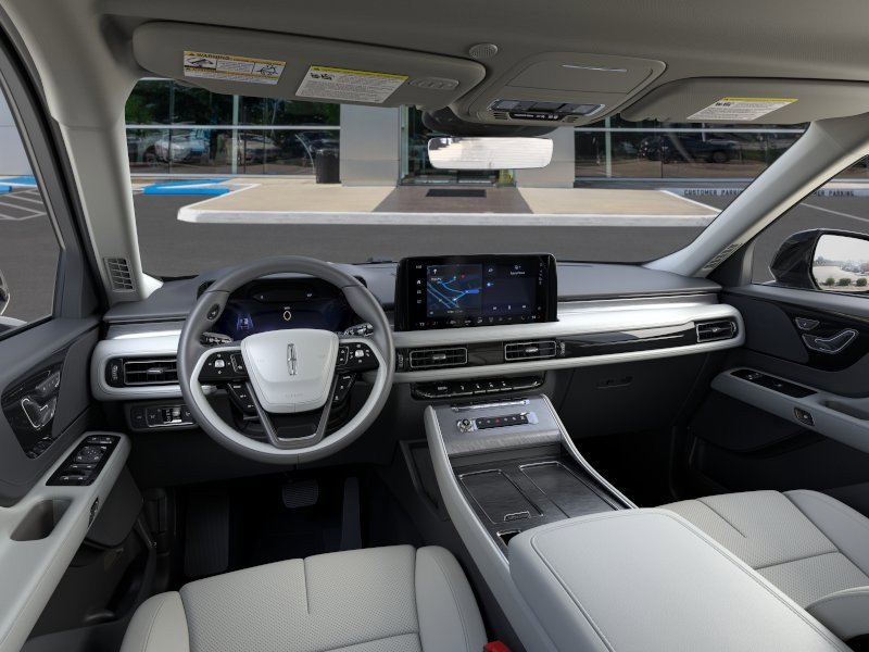 New 2026 Lincoln Aviator 2WD image 9
