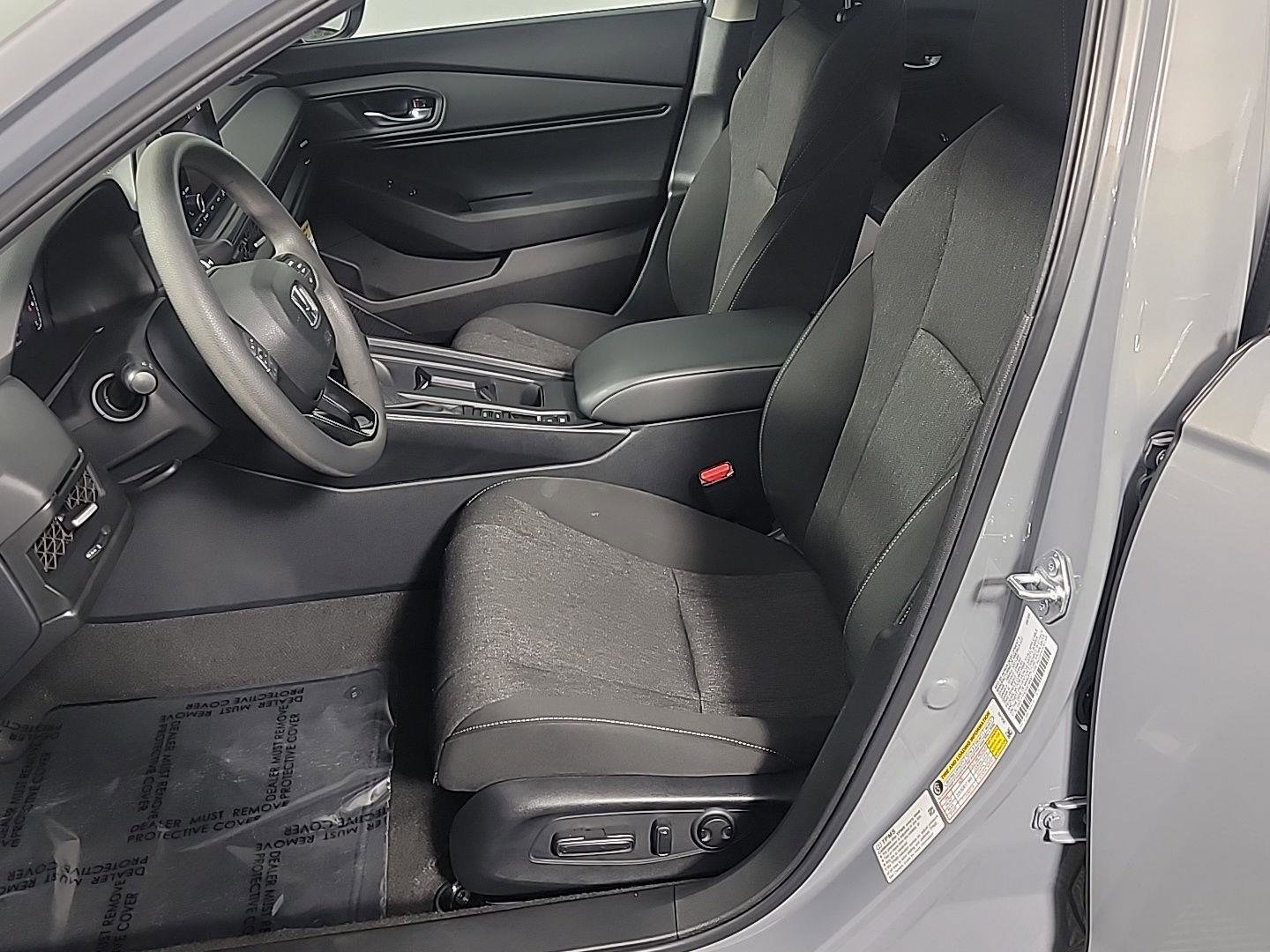 Certified 2025 Honda Accord SE image 19