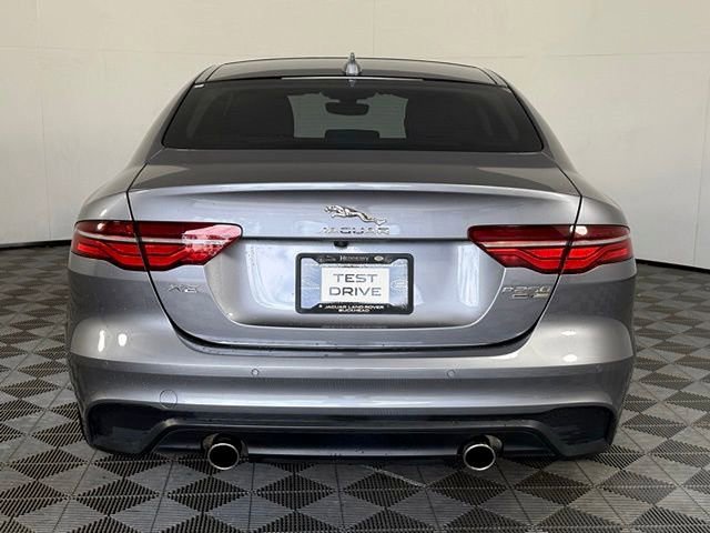 Used 2020 Jaguar XE S RWD image 7
