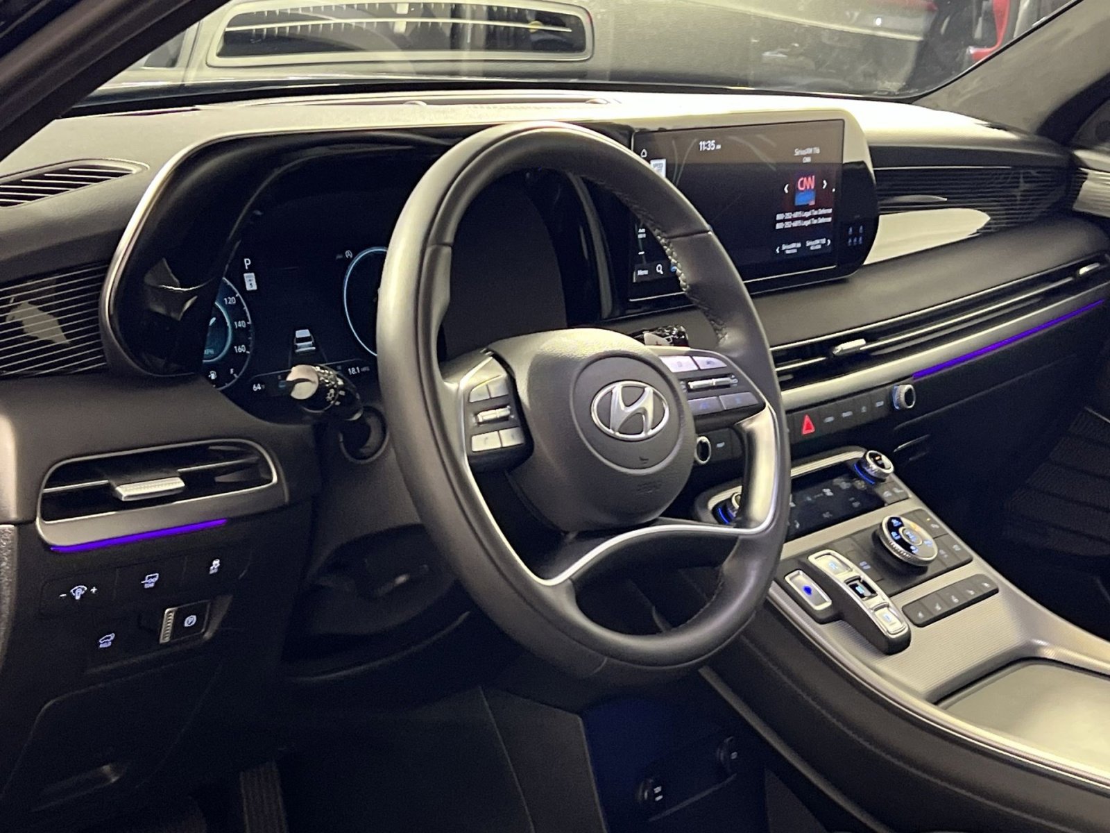 Used 2025 Hyundai Palisade Calligraphy image 16