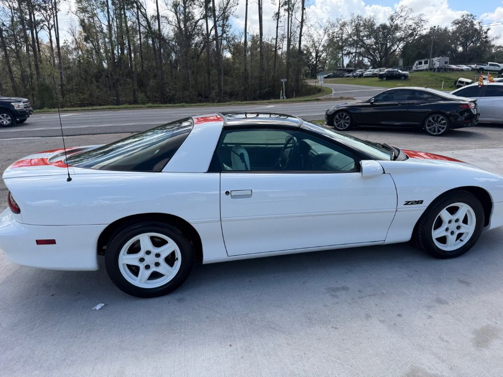 Used 1997 Chevrolet Camaro Z28 w/ Preferred Equipment Group 2 RWD image 7