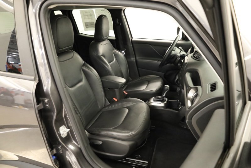 Used 2020 Jeep Renegade Limited image 33