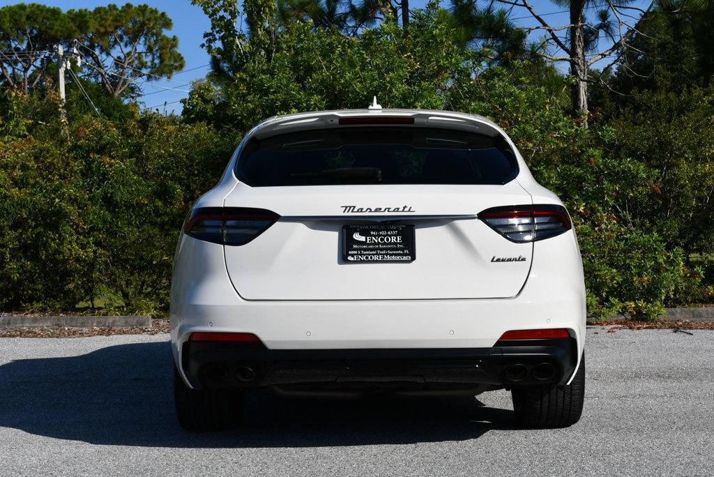 Used 2022 Maserati Levante Modena AWD/4WD image 35
