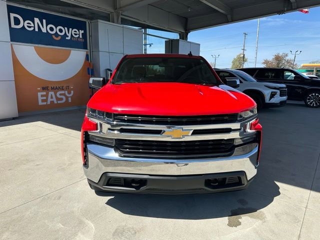 Used 2021 Chevrolet Silverado 1500 LT AWD/4WD image 2