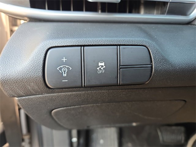 Certified 2024 Hyundai Elantra Limited image 20