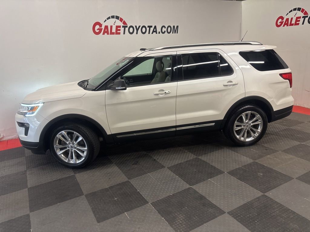 Used 2019 Ford Explorer XLT w/ Equipment Group 202A image 9