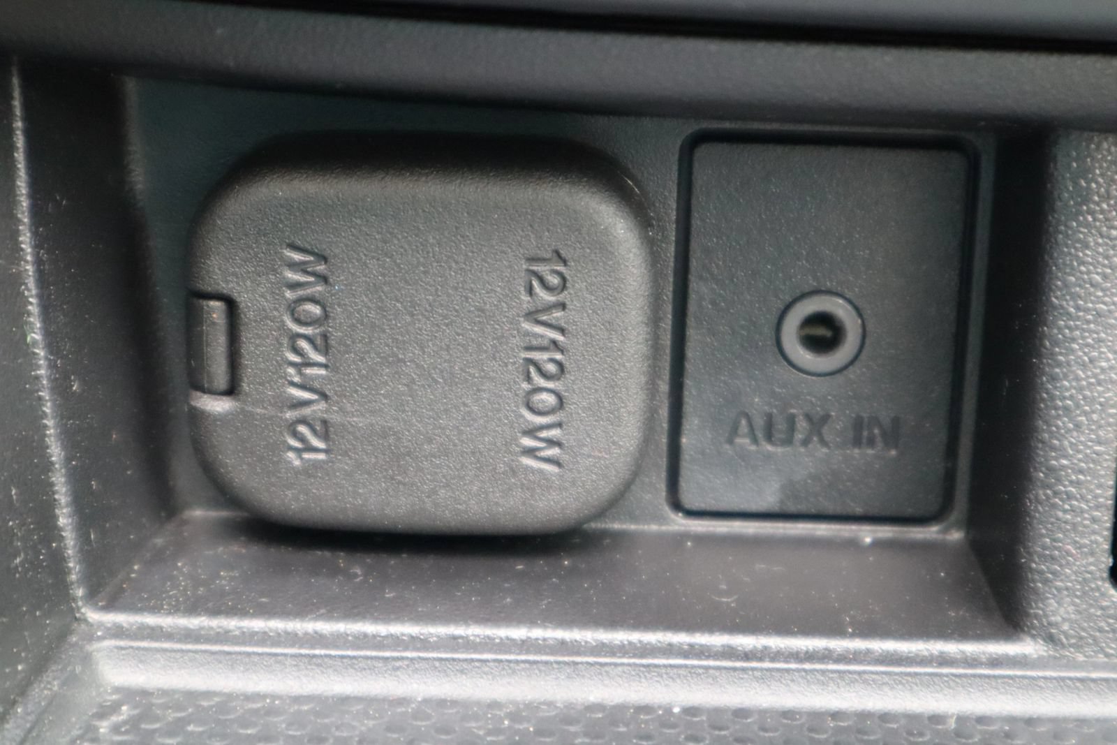 Used 2009 MAZDA MX-5 Miata Grand Touring RWD image 21