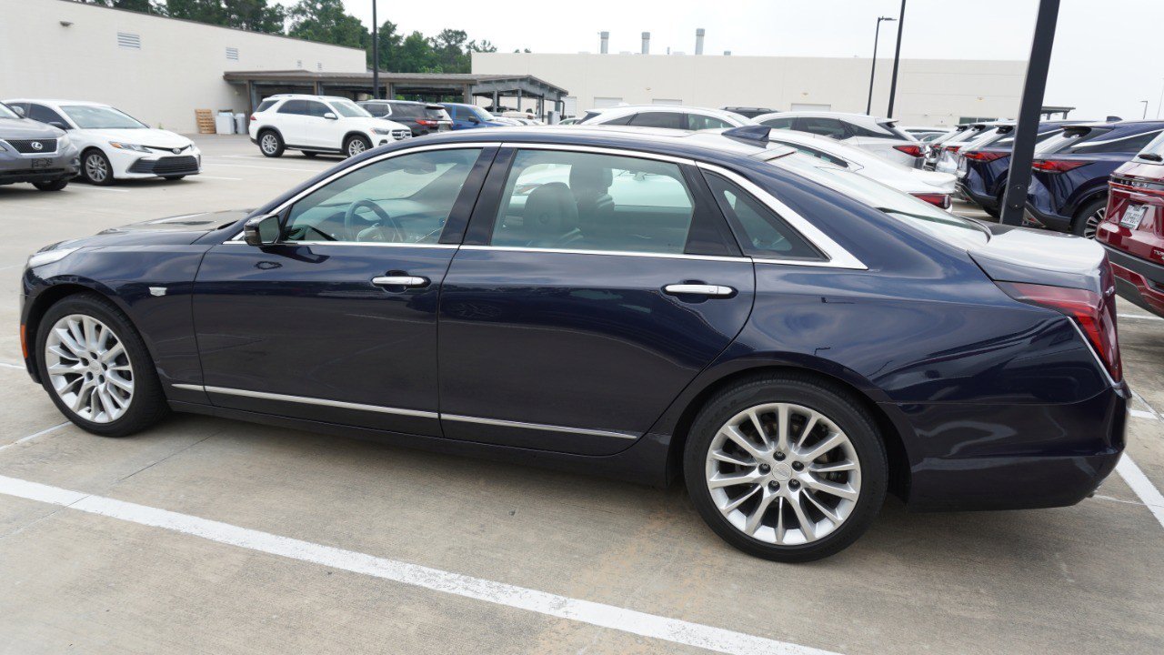 Used 2017 Cadillac CT6 3.6 AWD image 5