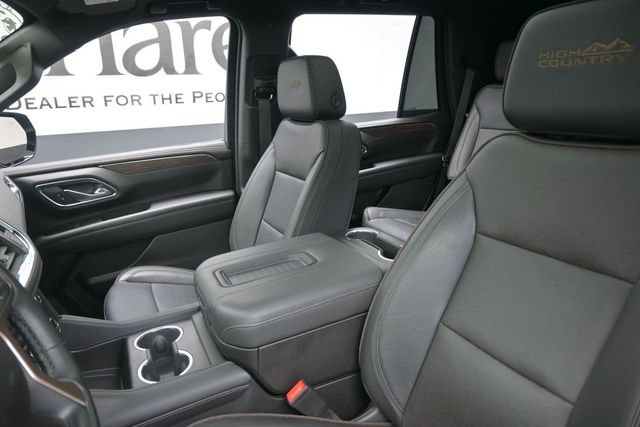 Used 2023 Chevrolet Tahoe High Country w/ Premium Package 2 AWD/4WD image 16