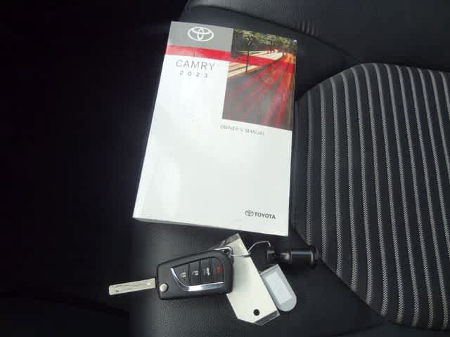 Used 2023 Toyota Camry SE w/ Cold Weather Package FWD image 34