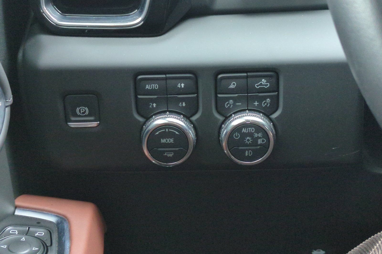 Used 2025 GMC Sierra 2500 Denali Ultimate AWD/4WD image 39