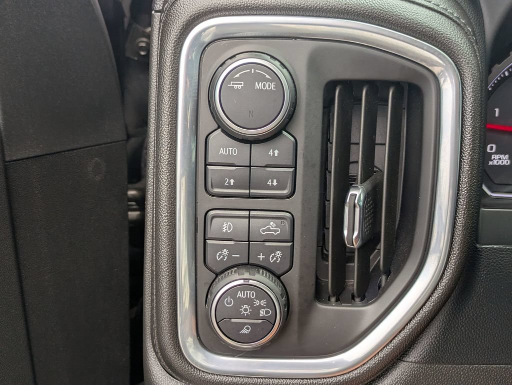 Used 2023 Chevrolet Silverado 2500 LTZ w/ LTZ Plus Package AWD/4WD image 20