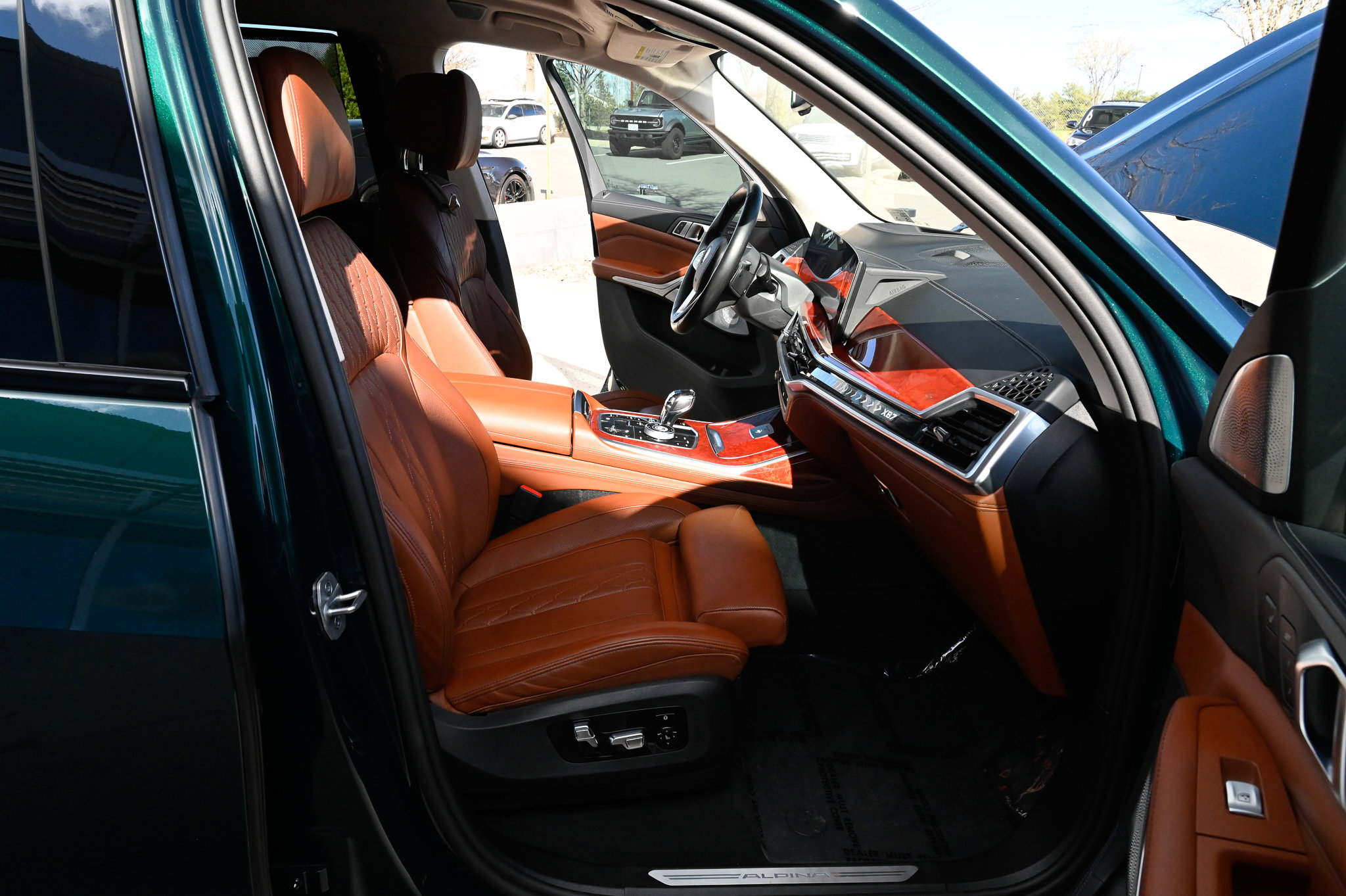 Used 2024 BMW ALPINA XB7 image 55