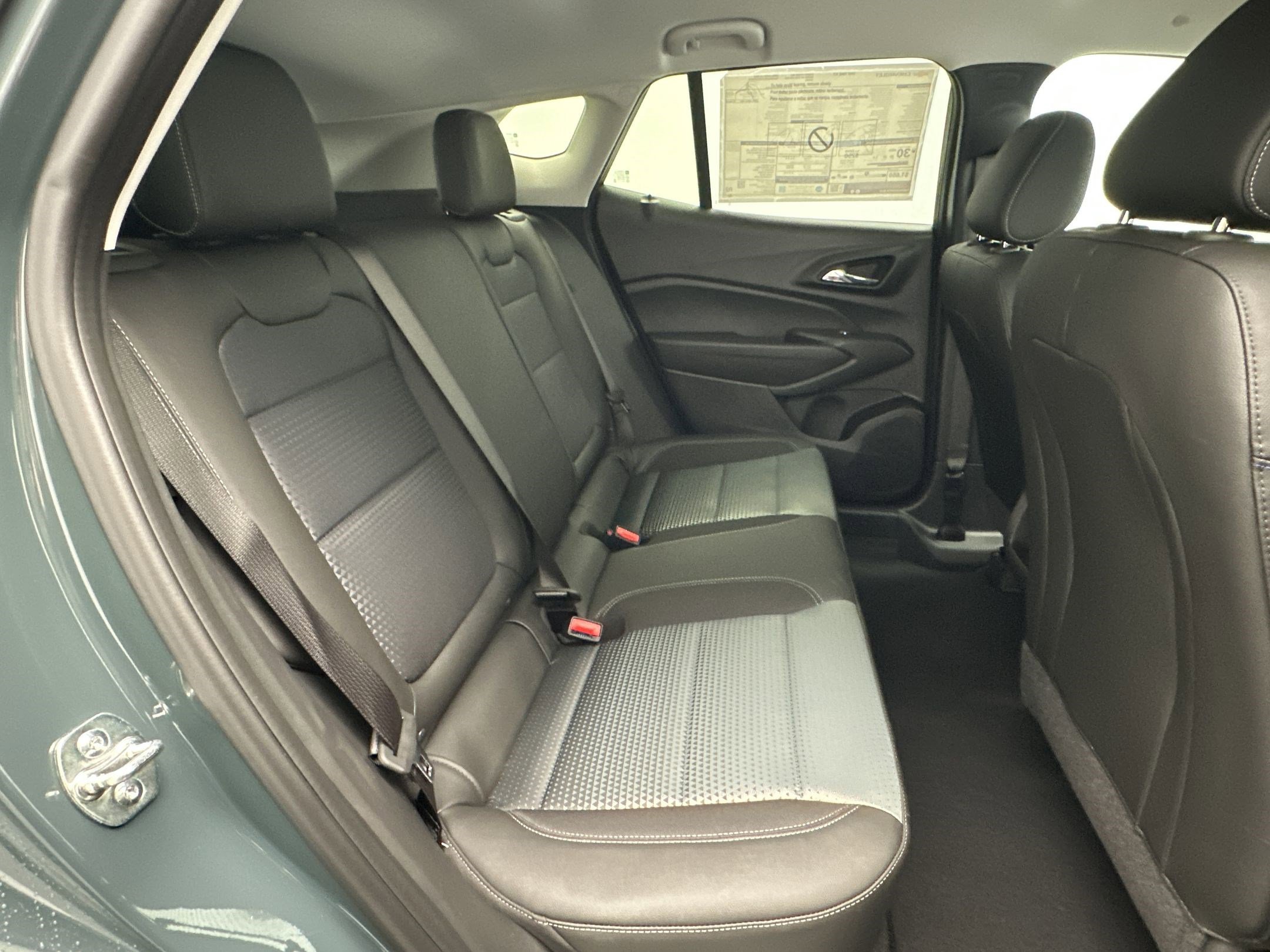 New 2026 Chevrolet Trax LT w/ Driver Confidence Package FWD image 27