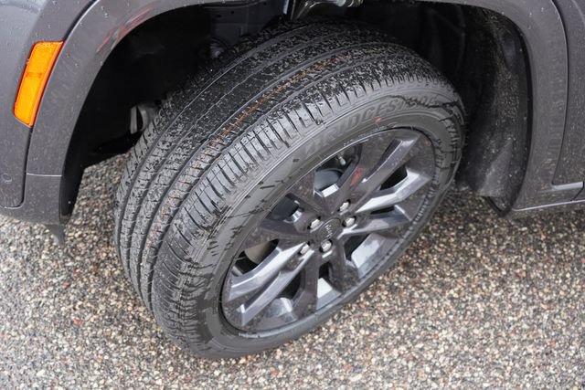 New 2026 Jeep Grand Cherokee Limited AWD/4WD image 9