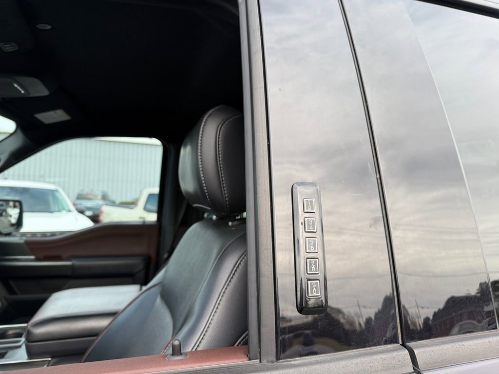 Used 2021 Ford F150 Lariat AWD/4WD image 27