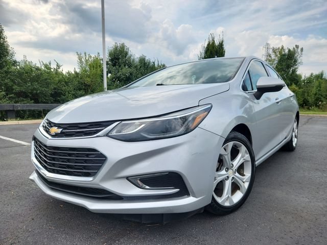 Used 2017 Chevrolet Cruze Premier FWD image 13