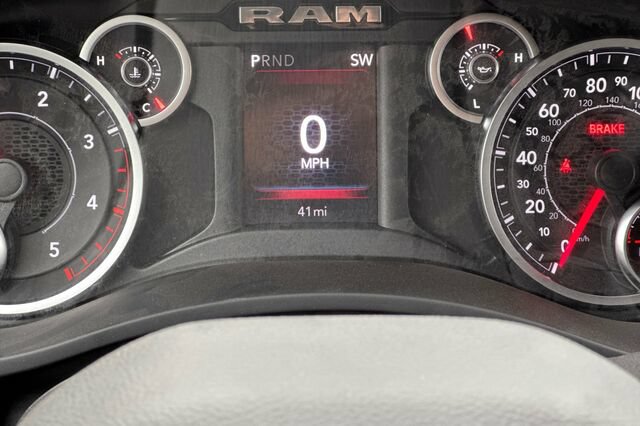 New 2026 RAM 2500 Big Horn AWD/4WD image 22