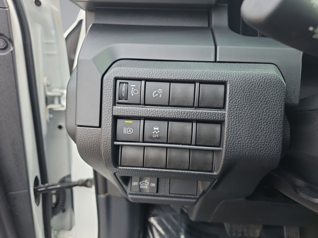 Used 2024 Toyota Tacoma SR image 36