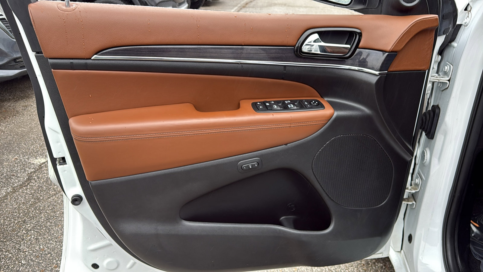 Used 2021 Jeep Grand Cherokee Overland image 10