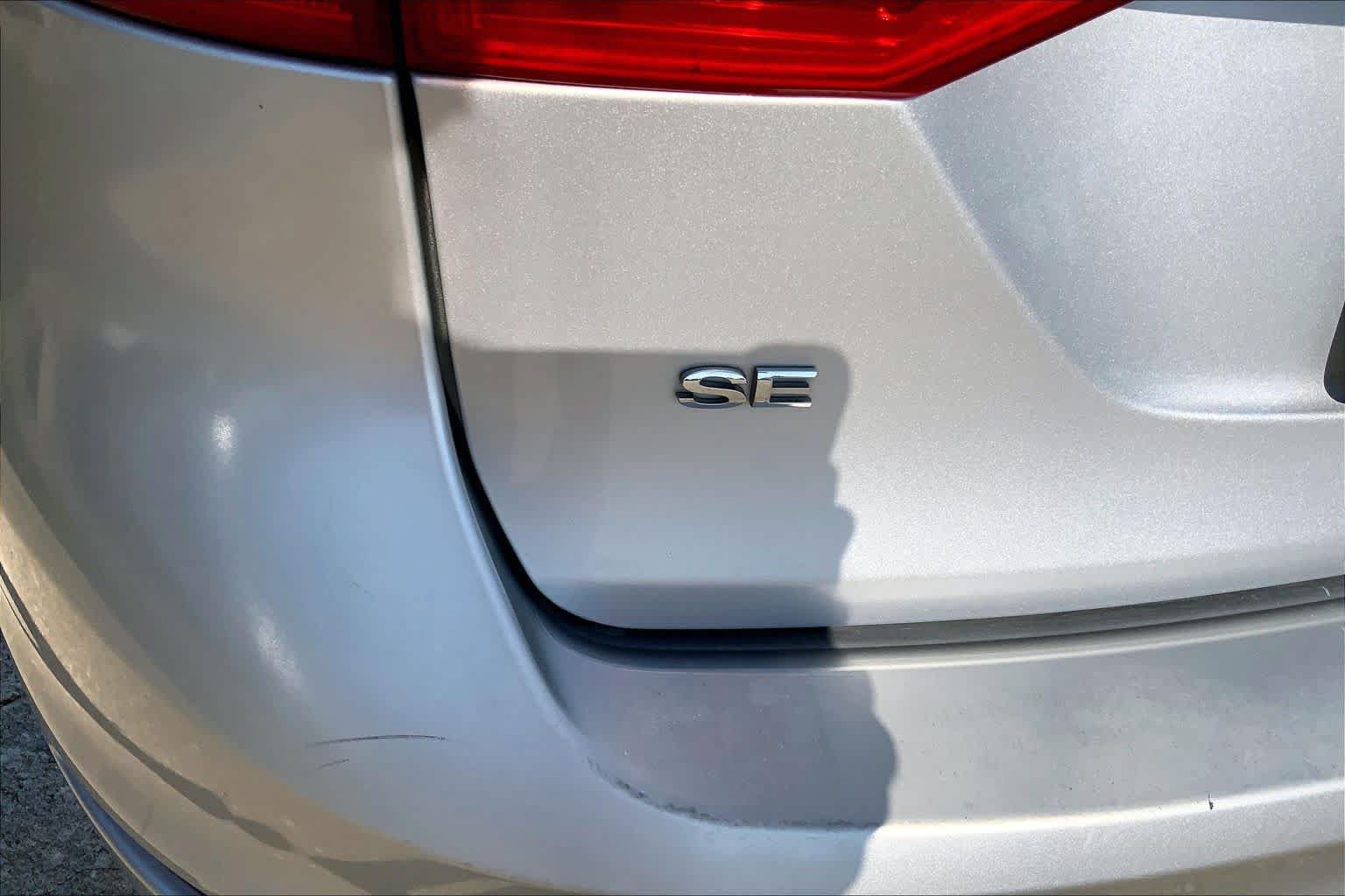 Used 2014 Ford Fiesta SE FWD image 26