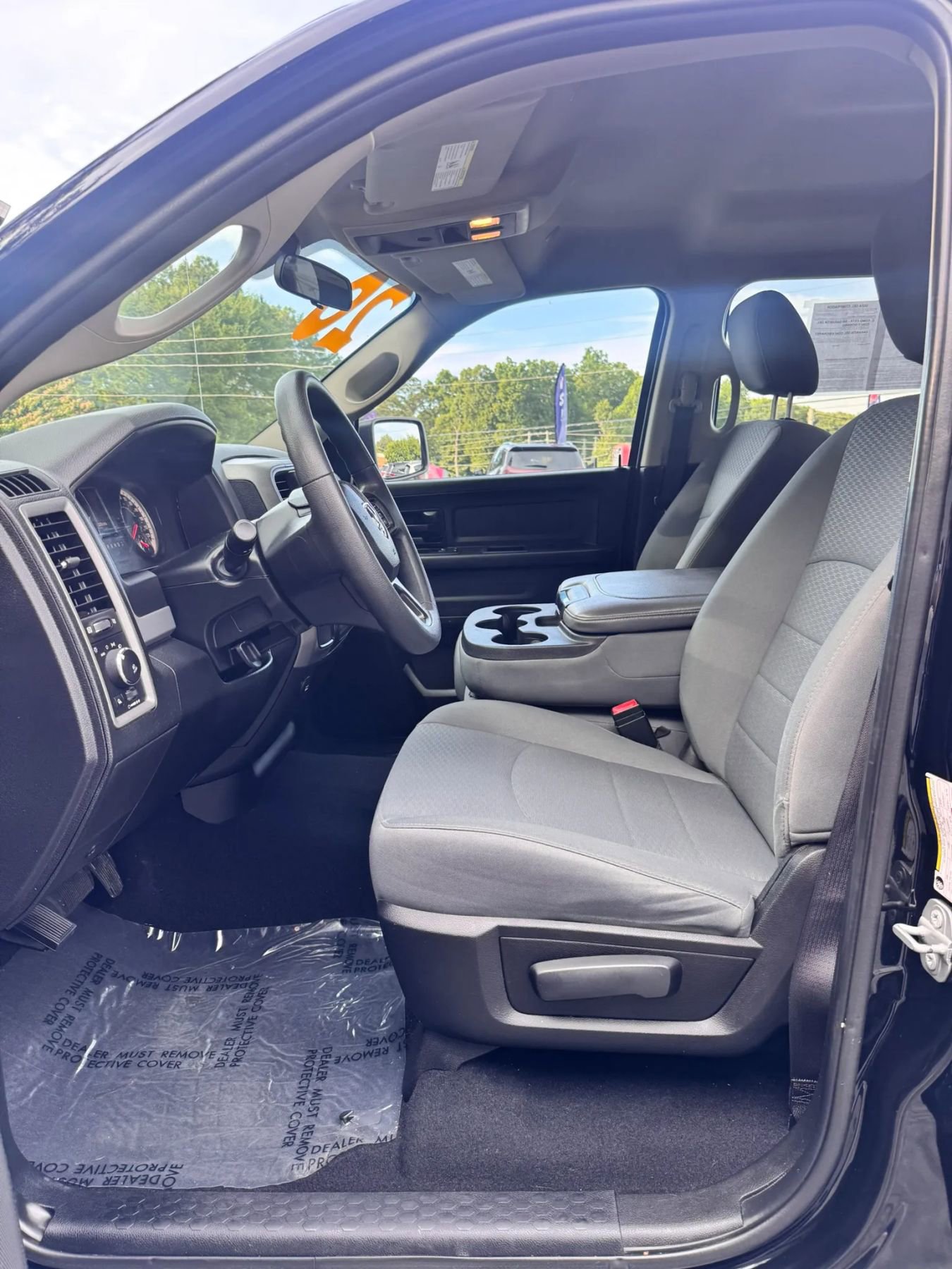 Used 2020 RAM 1500 Tradesman w/ Tradesman SXT Package RWD image 10