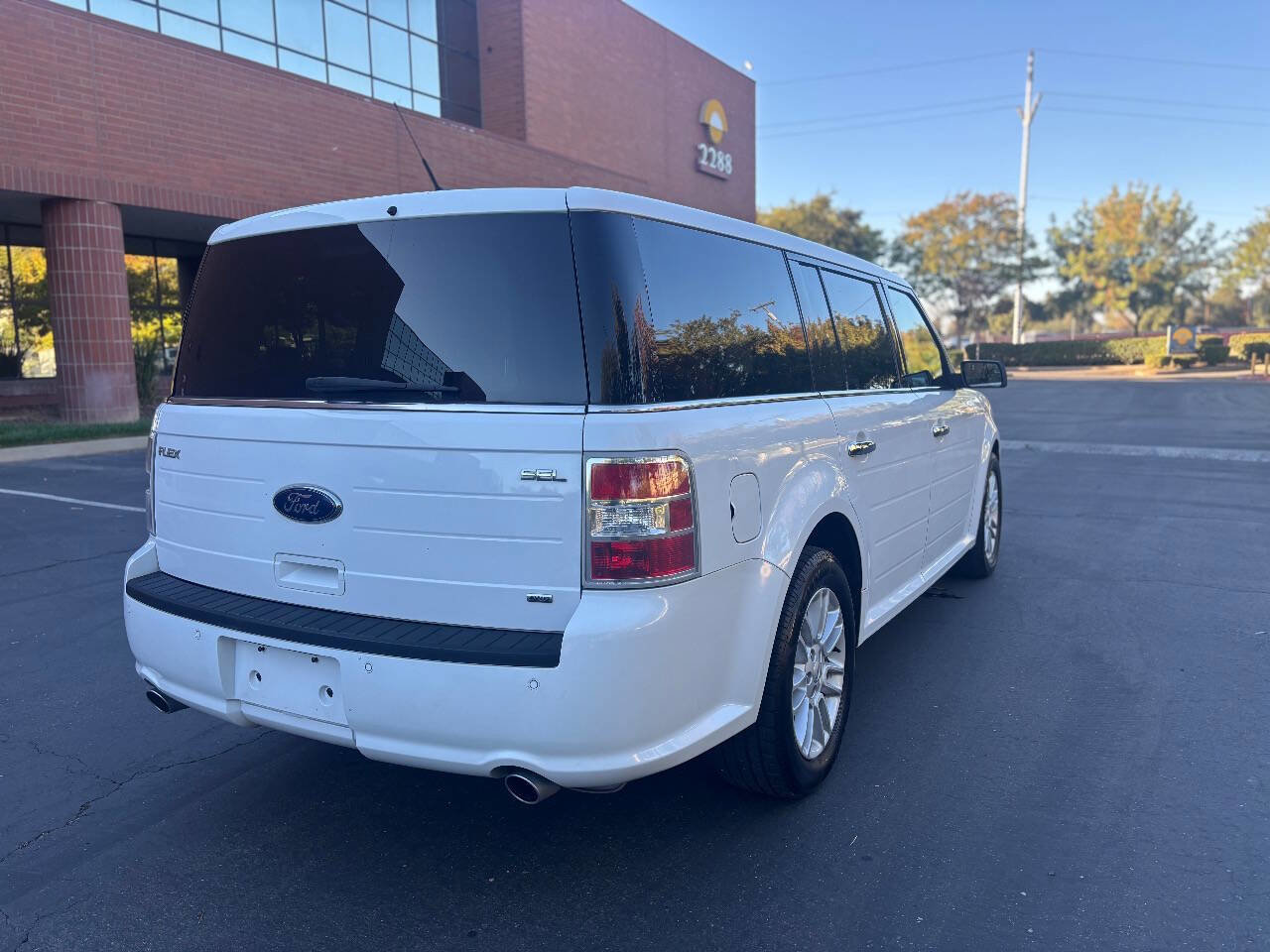 Used 2015 Ford Flex SEL image 7