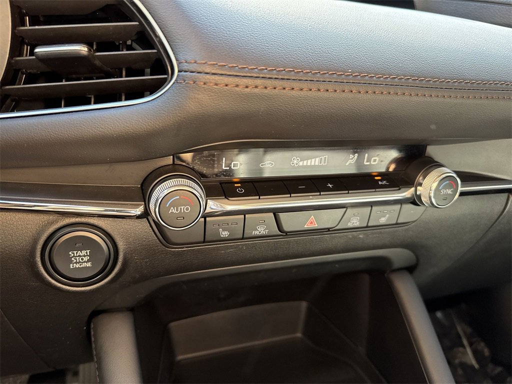 Used 2023 MAZDA MAZDA3 s image 51