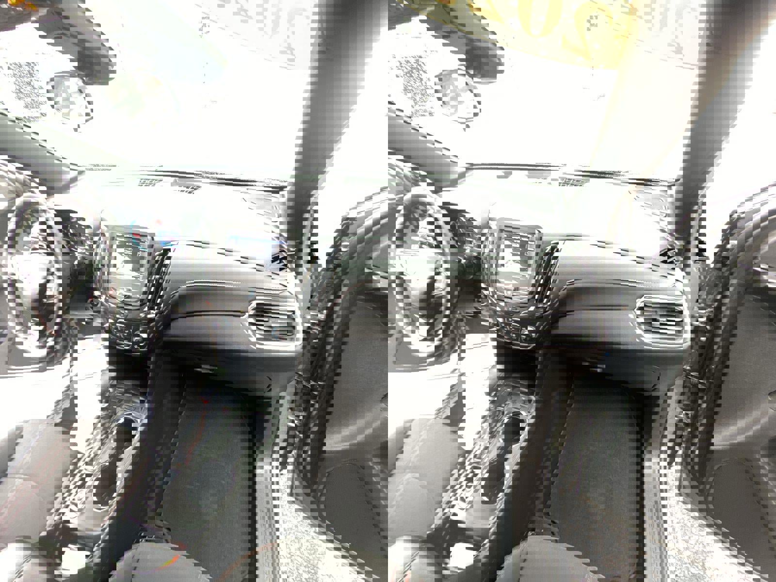 Used 2023 Chevrolet Equinox RS image 73